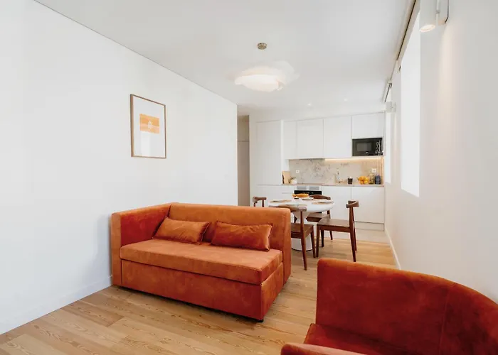 Mary Orange - No 236 Rc E - Elegant Two-Bedroom Urban Retreat